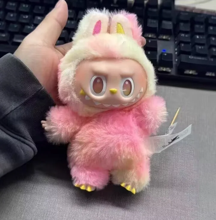 

G6 High Quality Labubu V3 Labubu Blind Box The Monster Mystery Box Kawaii Lububu Doll Keyring Surprise Christmas Gift Kids Toys