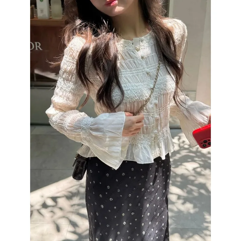 

Fashionable Commuting Autumn French Lace Pleated Long-sleeved Sequined Long-sleeved Shirt with Versatile and Elegant Design