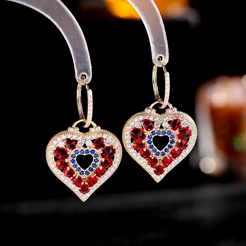 

Earrings With Heart Shaped Retro Color Micro Inlaid Zircon Geometric Buckle For Women'S Fashion Heavy Industry Peach Heart Earri