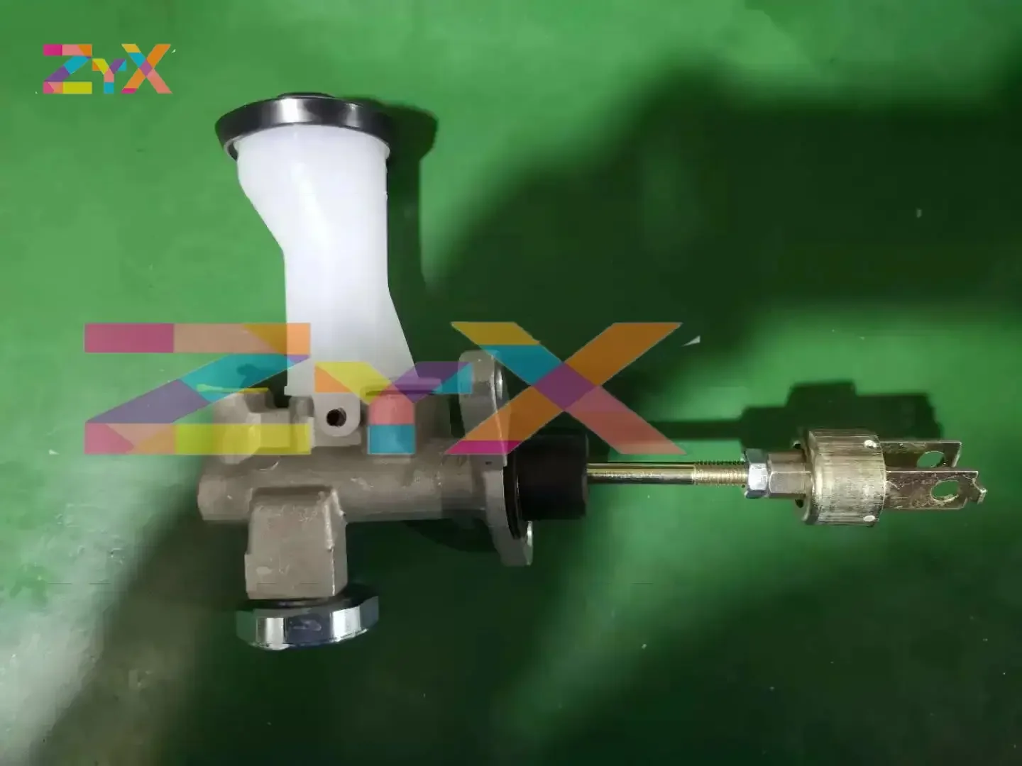 

31410-38050 31410 38050 3141038050 Подходит для главного цилиндра сцепления Toyota CONDOR.