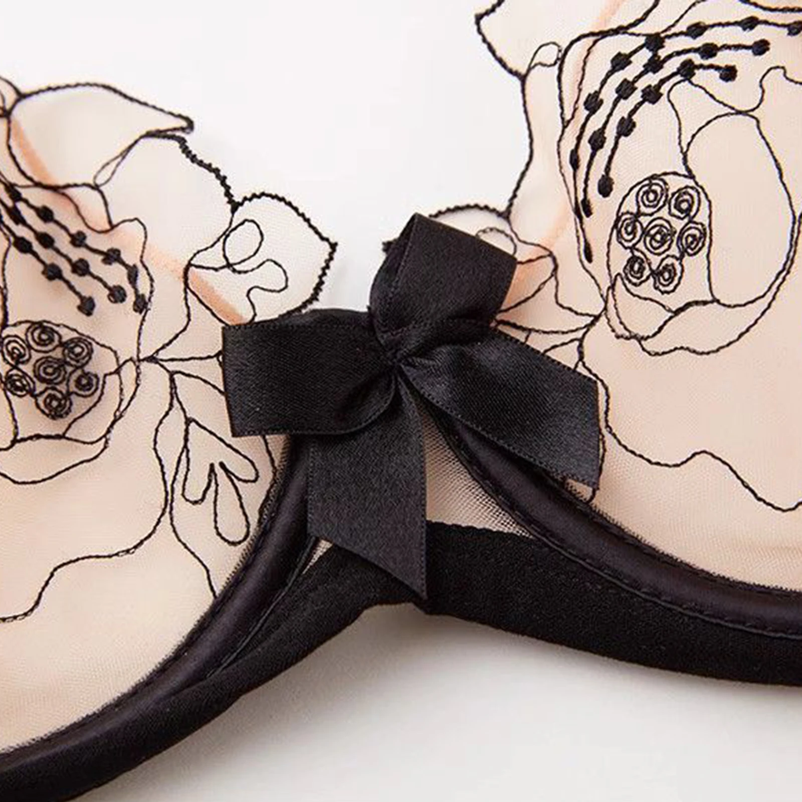 سيسي النساء إغراء الملابس الداخلية حمالات الصدر القمم بقماش شفاف الثدي انظر من خلال تنفس الصدرية الأعلى للزوجين يمزح ملابس النحاس