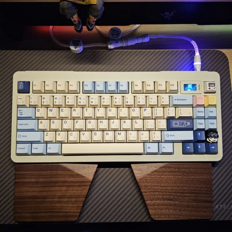 

Yogurt Themed Keycaps PBT Five-Sided Dye Sublimation Cherry Profile Keycaps Set Custom Retro Keycaps for Mechanical Keyboard