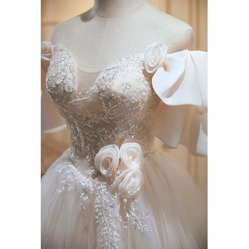 Abito da sposa corto personalizzato con spalle scoperte, maniche morbide, lunghezza al ginocchio, abito da laurea, evento speciale, abiti da festa di compleanno