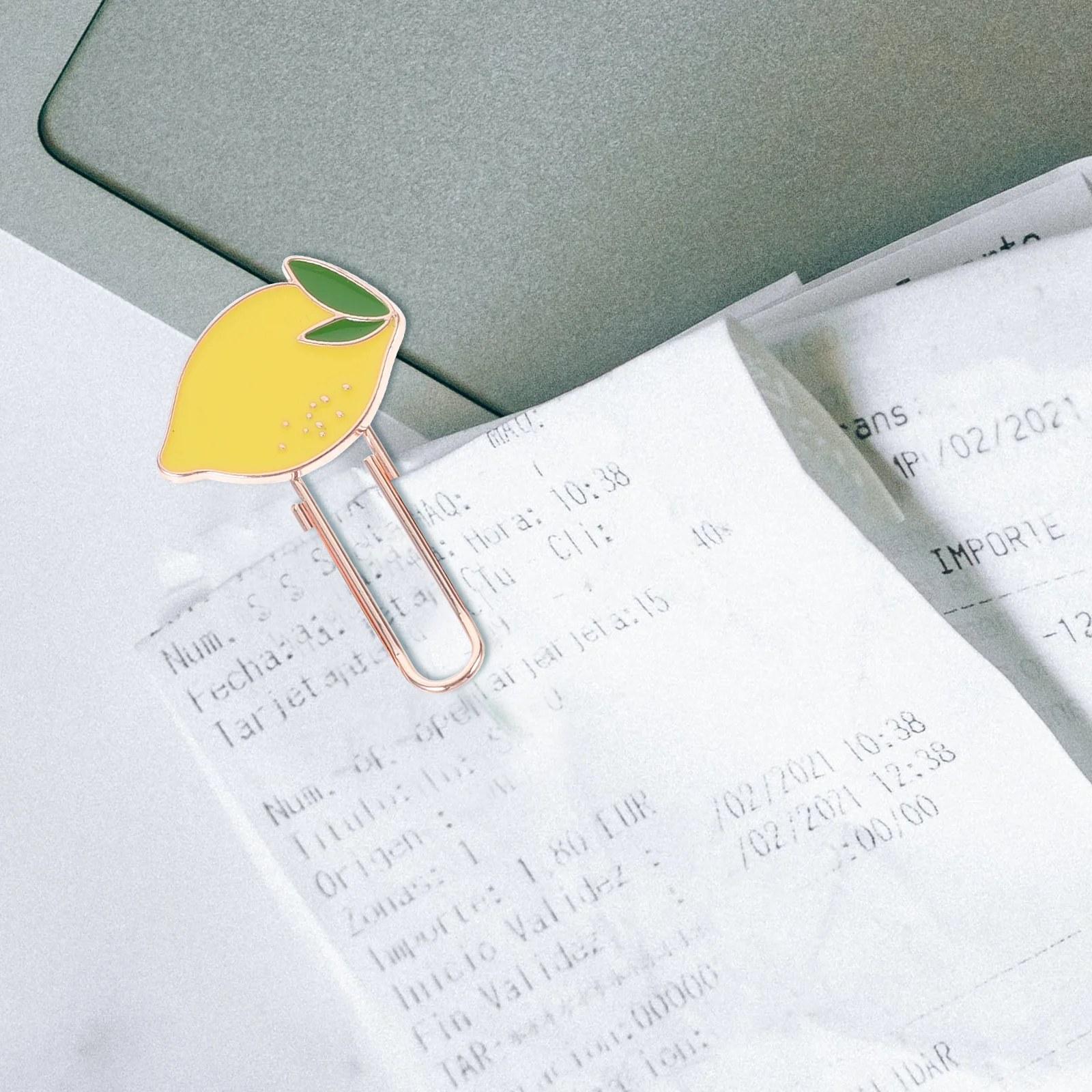 6pcs Fruit Paper Clips Metal Shaped Bookmarks Small Document Clips For Office Home Study Files Notes Tickets Organizers