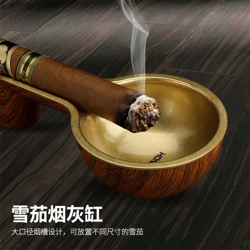 European style, creative and unique, wooden ashtray, exquisite retro bronze cigar tray, American office decoration items, gift image 2