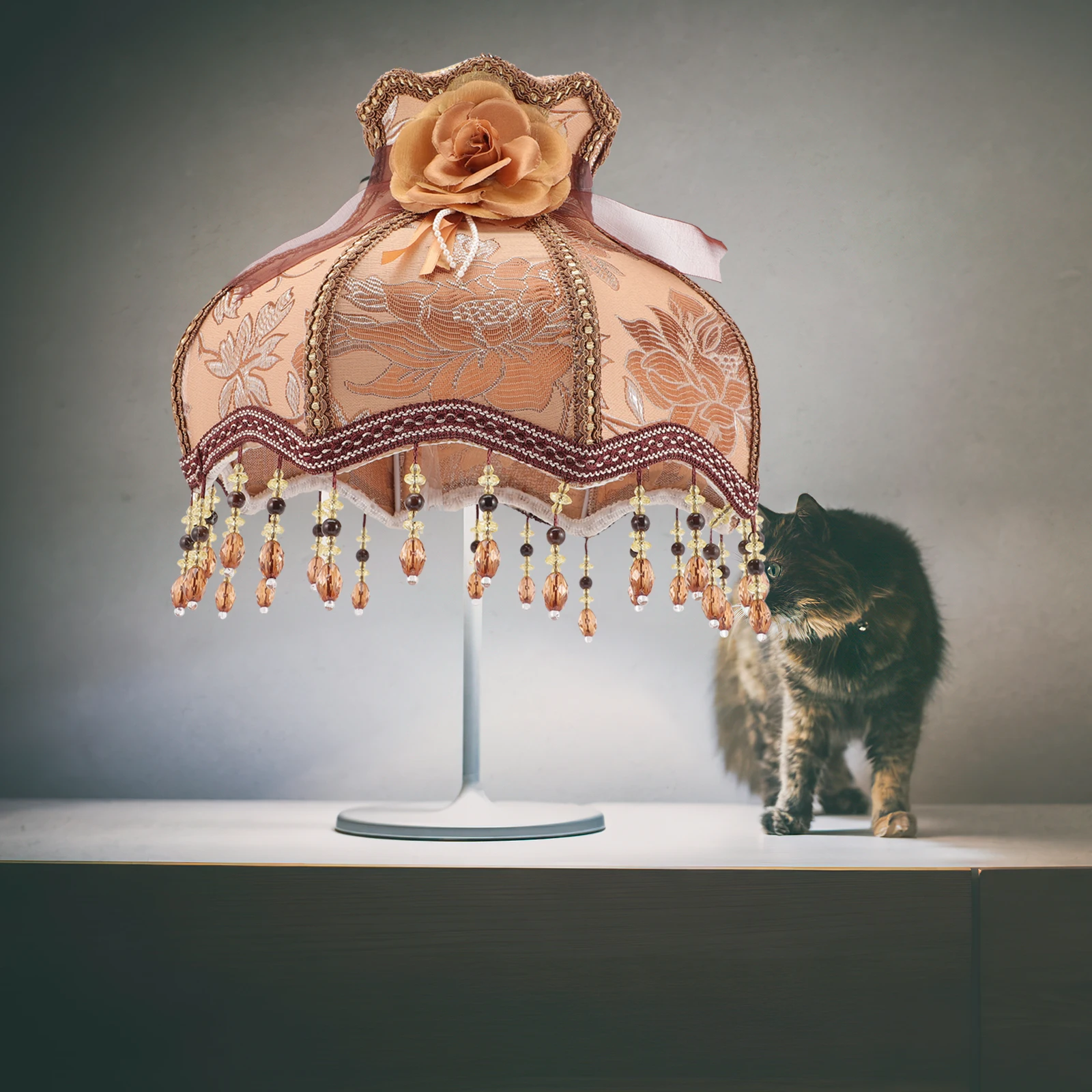 

Retro Fabric Lampshade Deep Brown Hooked Cloth Fringe Table Lamp Cover European Style Tassel Shades Bedroom Living Room Indoor