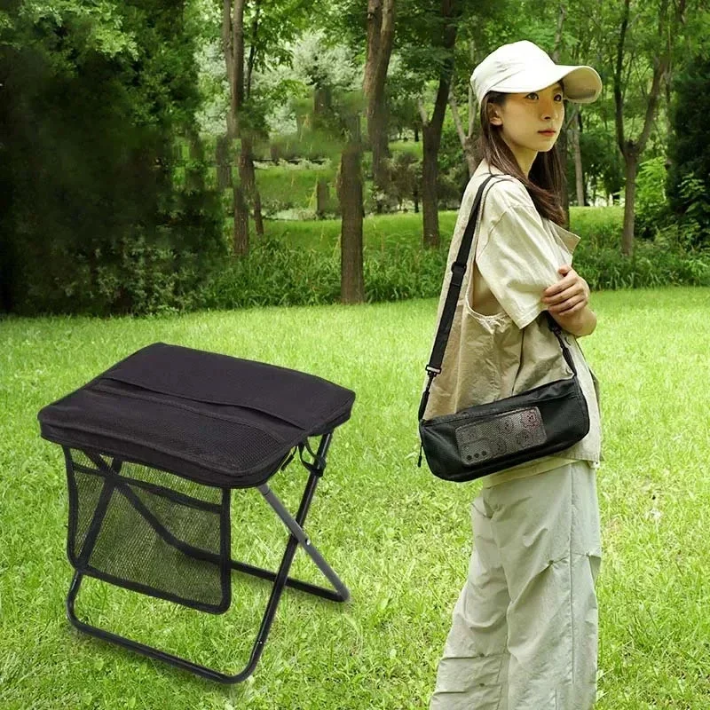 Faltbarer, zusammenklappbarer Rucksack mit tragbarem Sitzhocker und leichter Mini-Tragetasche – ideal für Outdoor, Reisen, öffentlichen Verkehr und Camping – Detail 9