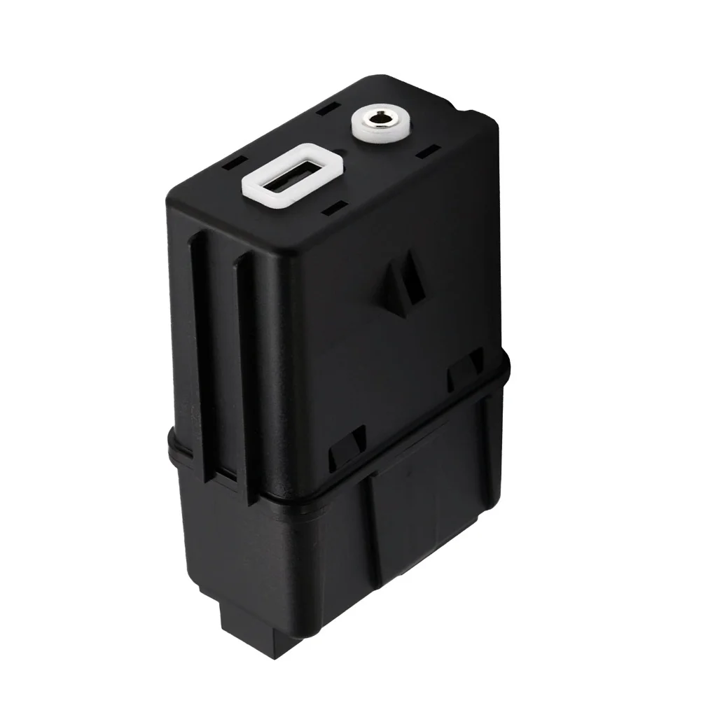 

Automotive Replacement Parts Reflector 68229840AB AUX Port Hub Direct Replacement Design Easy Installation For Voyager 2017-2020