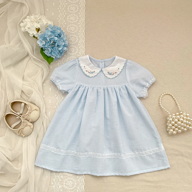 2026 Neues Sommerkleid für 2-6 Jahre, Kurzarm, Blumenmuster, Koreanische Version, Süßes Karokleid mit Besticktem Kragen für Mädchen – Detail 6
