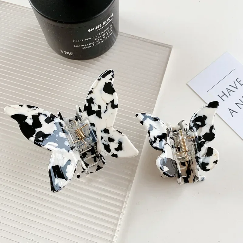 Beautiful Black White Hair Clips Acetate Material Cow Print Fashion Claw Clips Barrettes Woman Hair Accessories