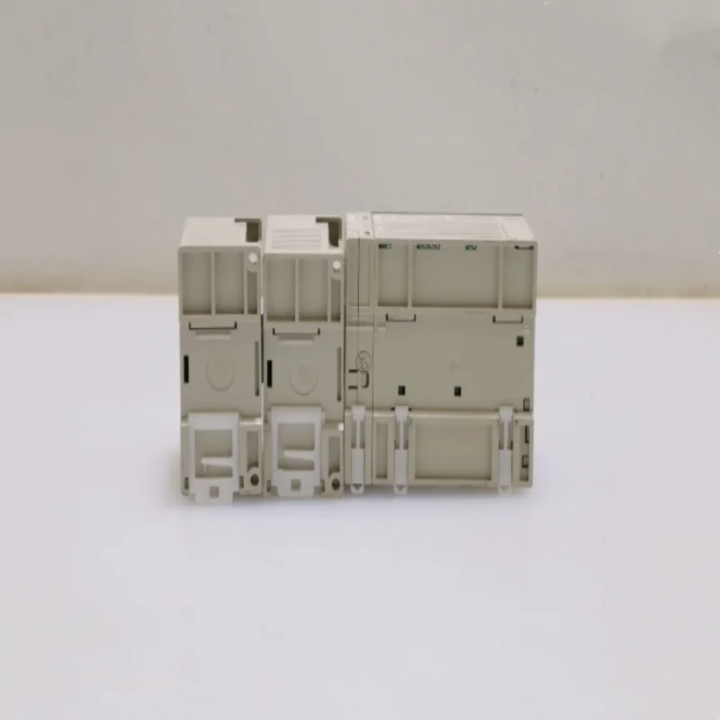 

Brand-new, factory-sealed module FX2NC-64MT FX2NC-96MT FX2N-232-BD FX2N-422-BD FX2N-485-BD FX2N-CNV-BD