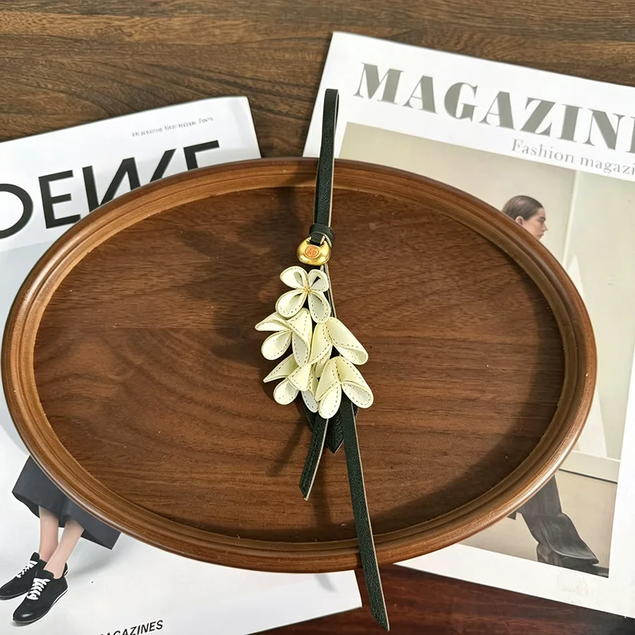 Genuine Leather Simulation Flower Bag Charm Hanging Keychain Car Drape Exquisite Jewelry Personalized Bag Pendant 2027