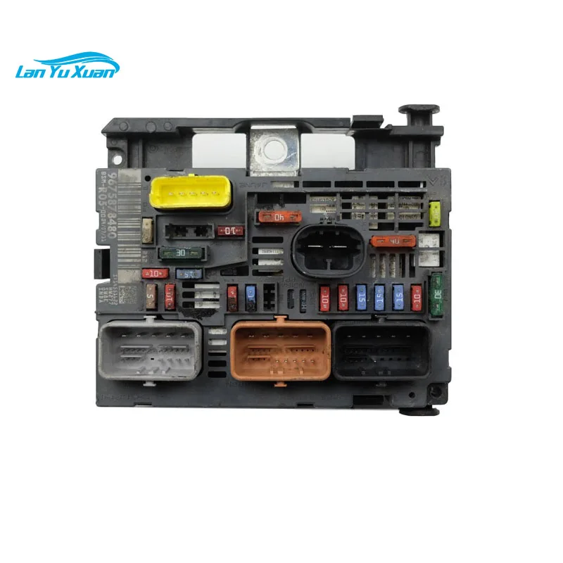 High quality 9675878480 BSM R05  Engine Electric System Fuse Box fit for Citroe