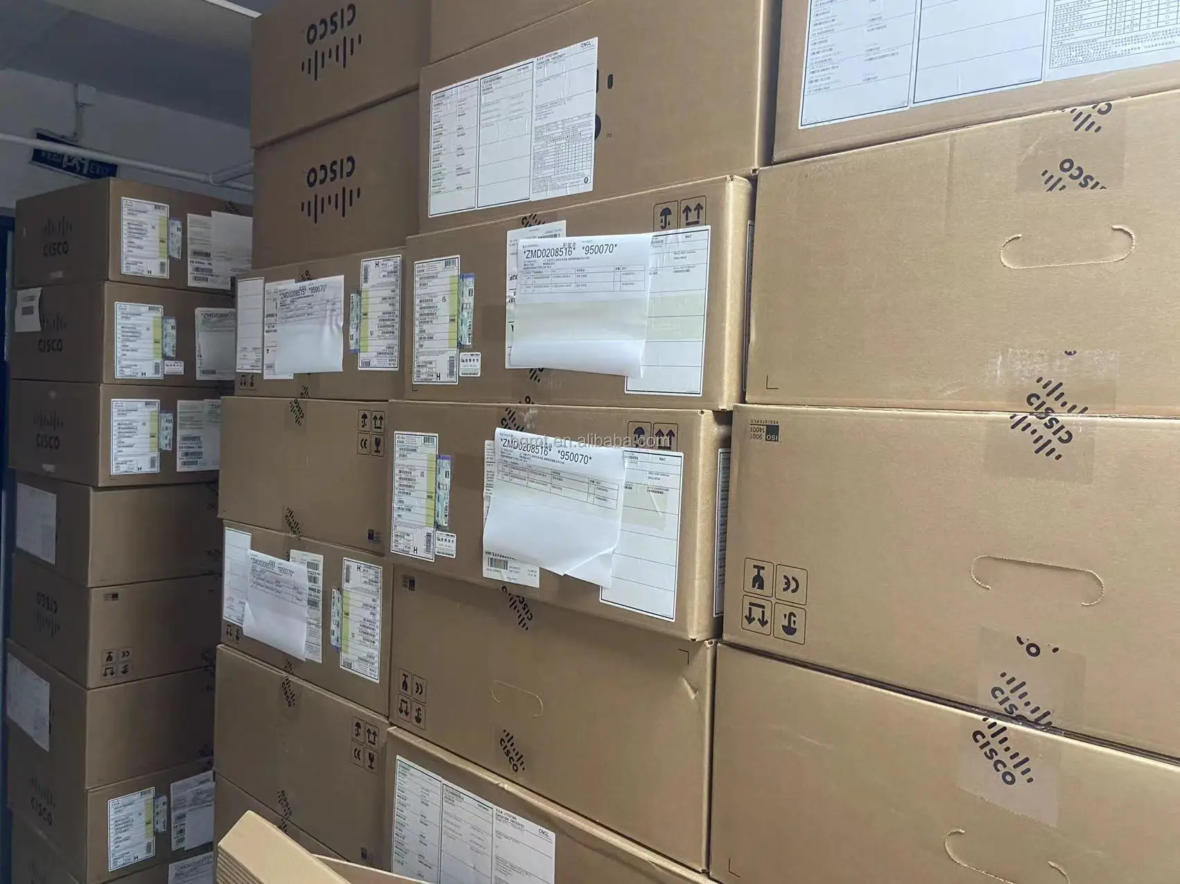 For C9500-48X-A 24-Port Layer 3 SFP 10/100/1000Mbps Ethernet Switch with POE Function New Advantage