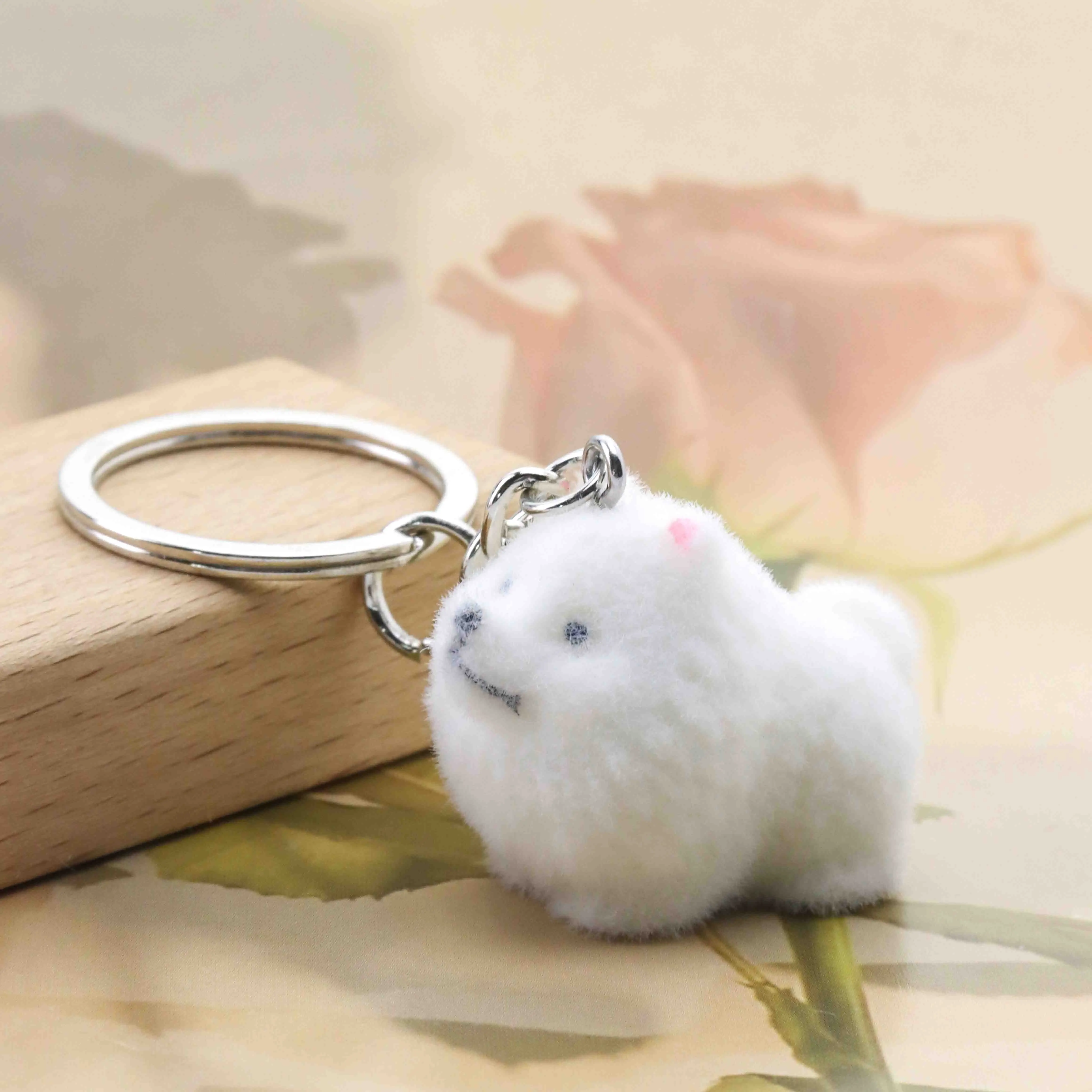 

1pcs Resin Flocking Charms Three-dimensional Pomeranian Dog Key chain for Jewelry Making Mobile Phone Decoration Ornaments