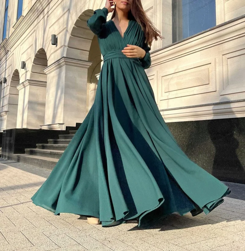 

Customized plus Size Chiffon V-Neck Long Sleeve Pleated Evening Dress Elegant A-Line Formal Gown for Prom Party