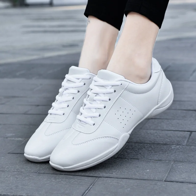 

D18 White Leather Sneakers For Women Lightweight Cheerleading Shoes For Gym Sports Dance Wear Dancing Sports Shoes