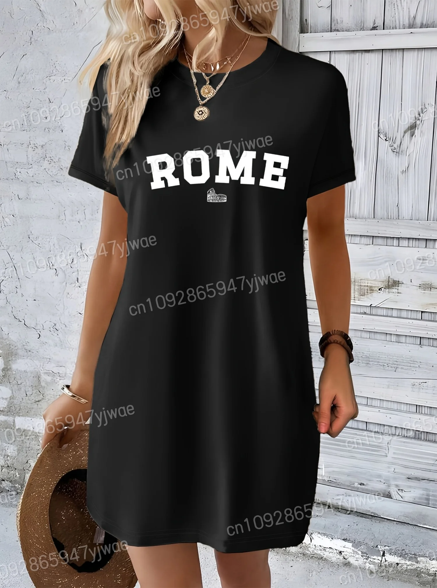 2025 ฤดูร้อนใหม่ผู้หญิงเสื้อยืดหลวมสบายๆโรมพิมพ์ O-คอเลดี้เสื้อแขนสั้นผู้หญิงเสื้อผ้า