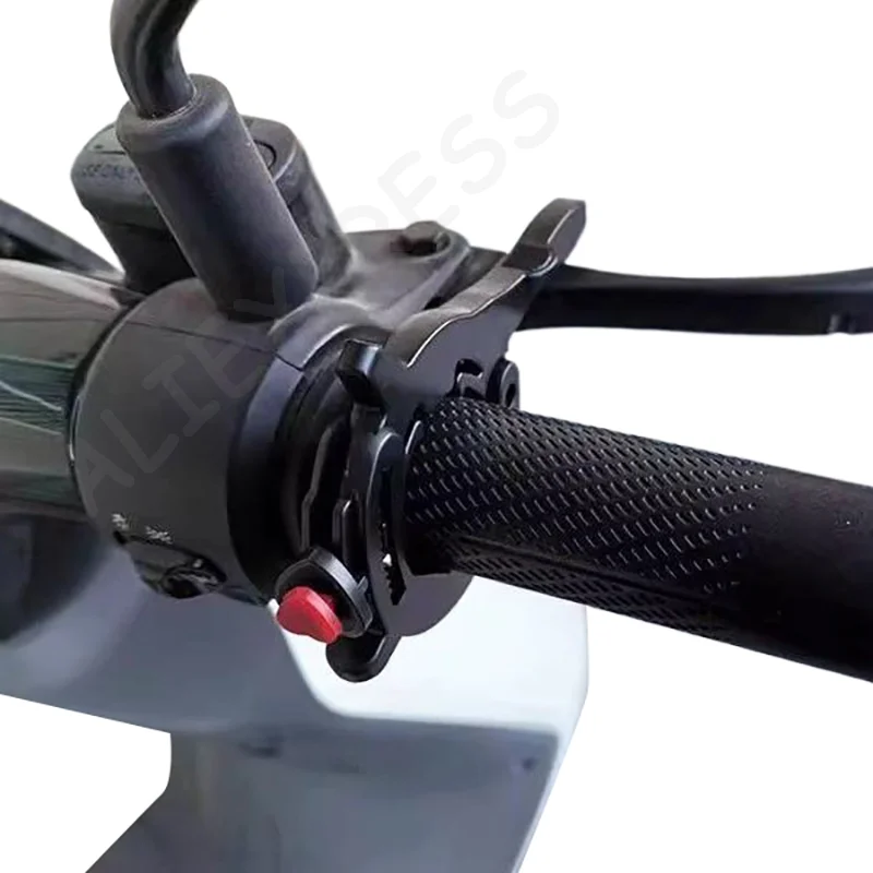 New Universal Wrist Grip Handle Bar Motorcycle Cruise Control Throttle For High Grade Aluminum Lock Assist Retainer