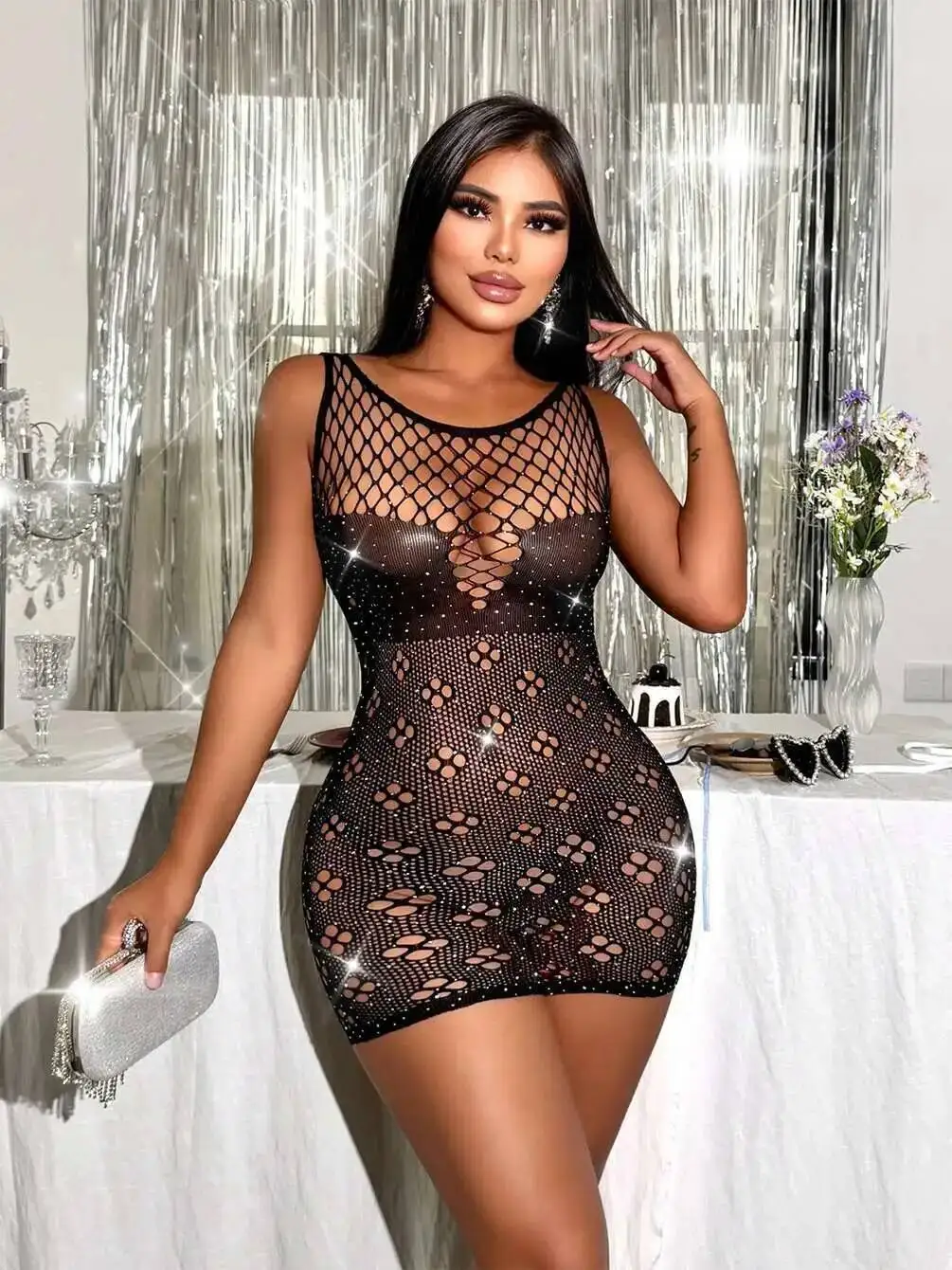 Hollow Out Clover Dress 에로 드레스 여성 유니폼 매혹적인 하이 엔드 섹시한 엉덩이 허깅 드레스 라운드 넥 민소매 캐주얼 T1IW