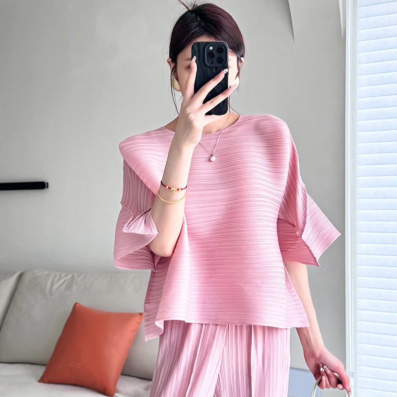 Chic Design Miyake Pleated Simple Solid Women Tops 2024 Summer Stretchy Flare Sleeve Loose Fashion Blouse Shirt Women Causal