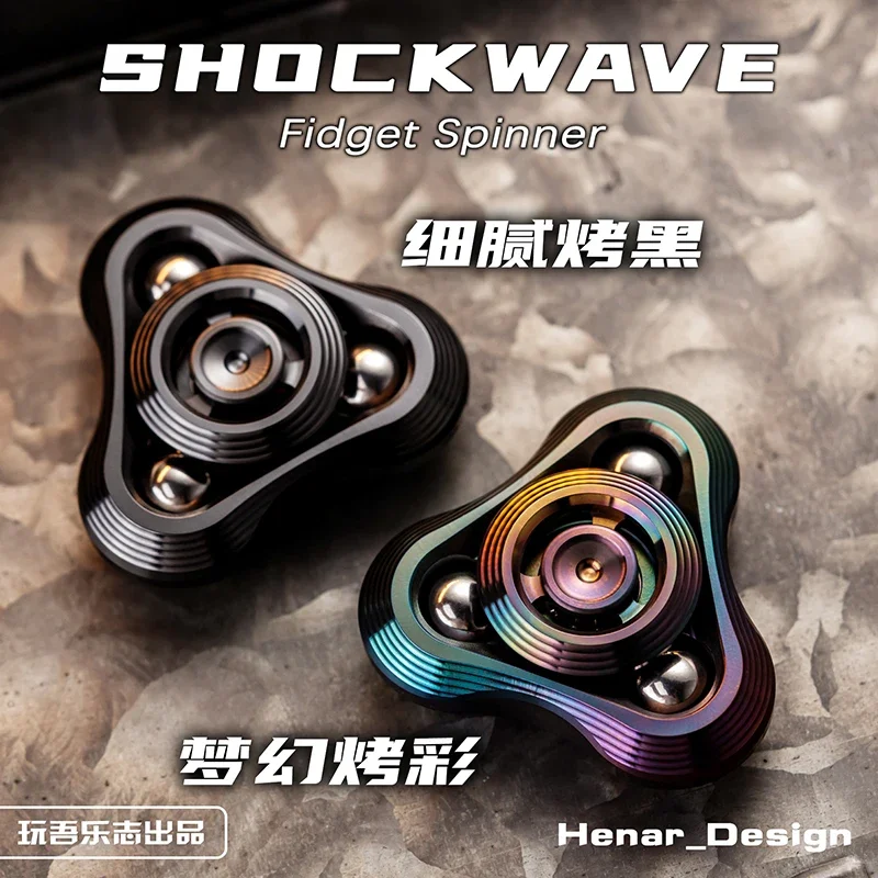 Shock Clover Hand Gyro Play Ulezhi EDC Metal Decompression Toy Fingertip Tide Play Black Technology