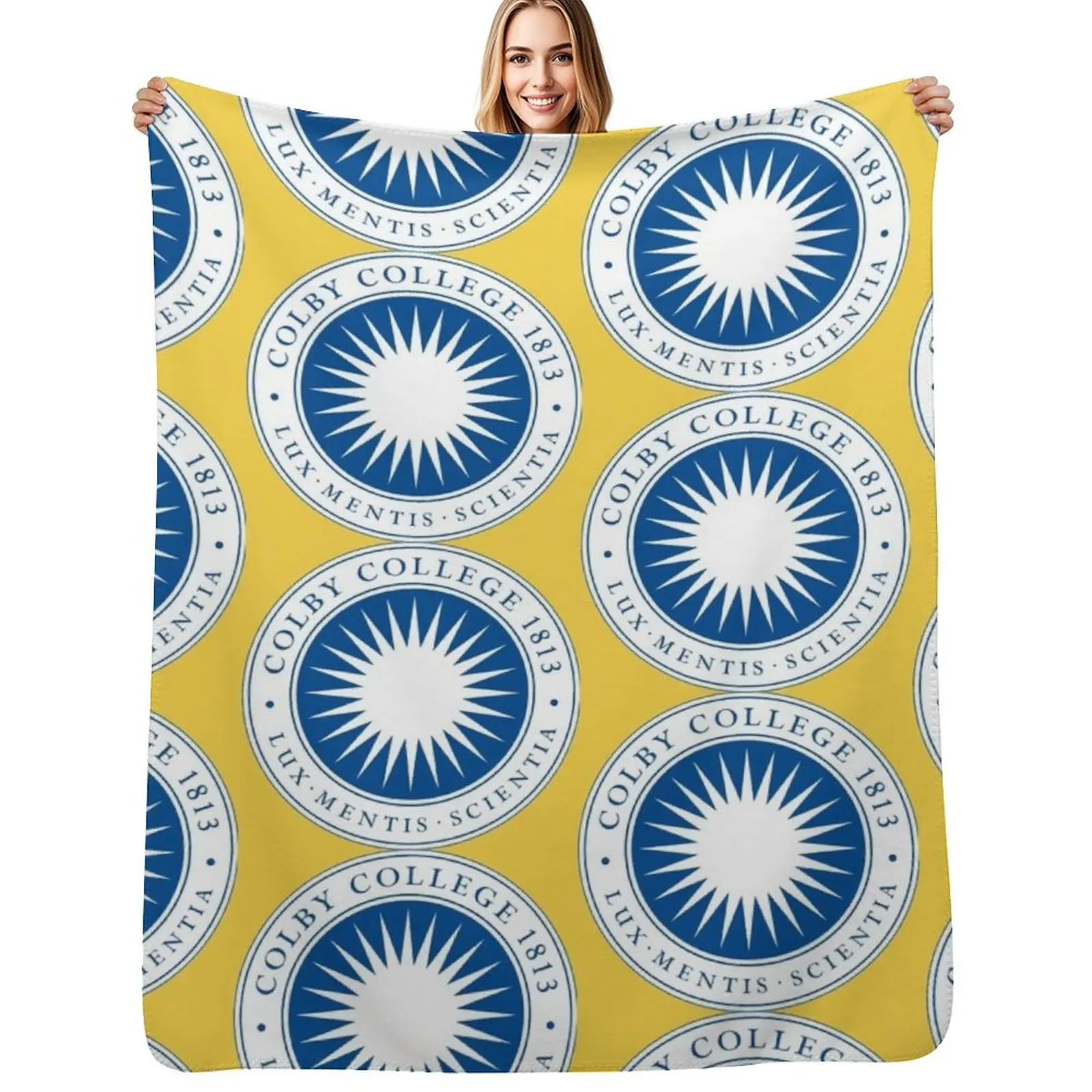 

Colby College Logo Throw Blanket Single Decoratives Luxury Bed covers Blankets