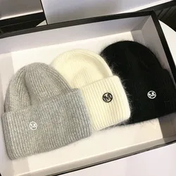 Angora królik futrzane czapki zimowe kobiety dziewczęta dorywczo miękkie oddychające ciepłe dzianiny kapelusz Skullies Hip-hop skullcap gorros