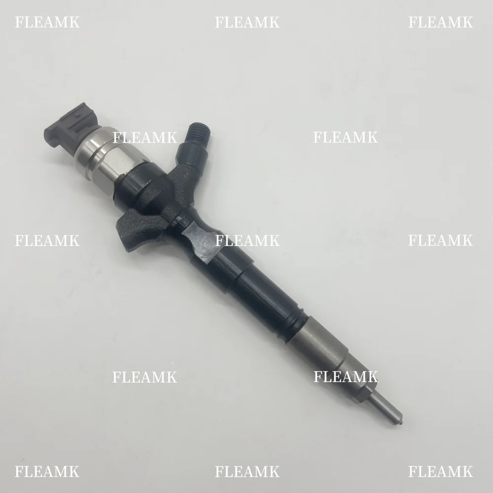 Diesel Common Rail Injector 095000-6760 23670-30140 for Toyota Hiace 2KD-FTV Hilux 1KD-FTV 2KD-FTV Land Cruiser 1KD-FTV