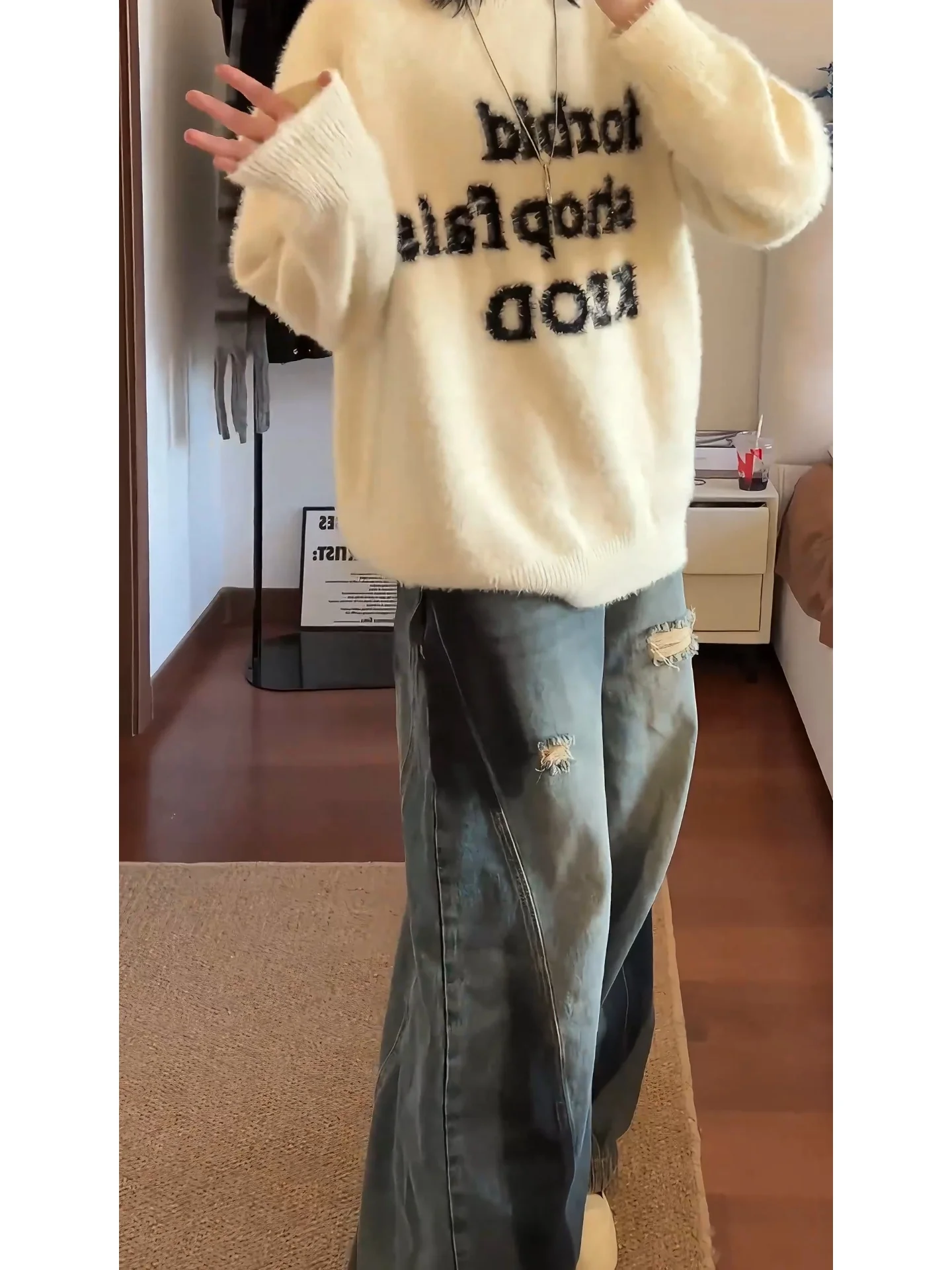 

Мужской вязаный свитер свободного кроя средней плотности с длинным рукавом, круглым вырезом и буквенным узором, имитация норки, для повседневной носки зимой