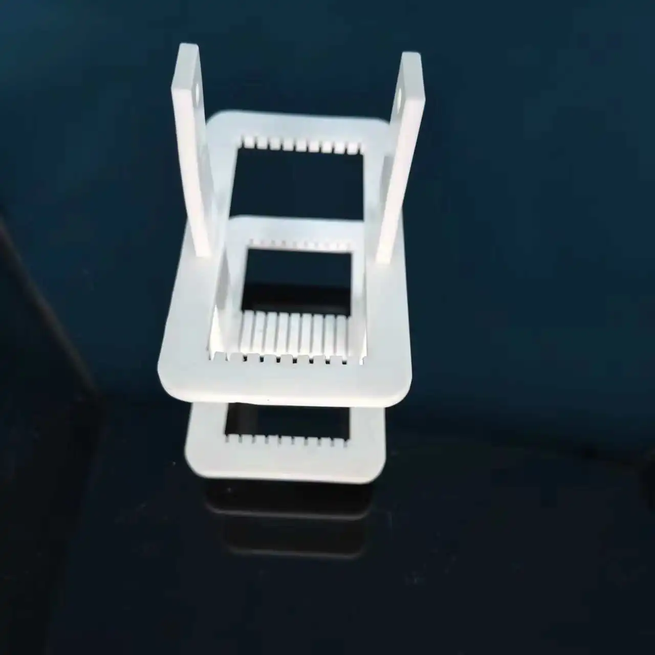 

Square silicon wafer cleaning rack ITO FO glass slide cleaning placement rack Conductive glass cleaning flower basket