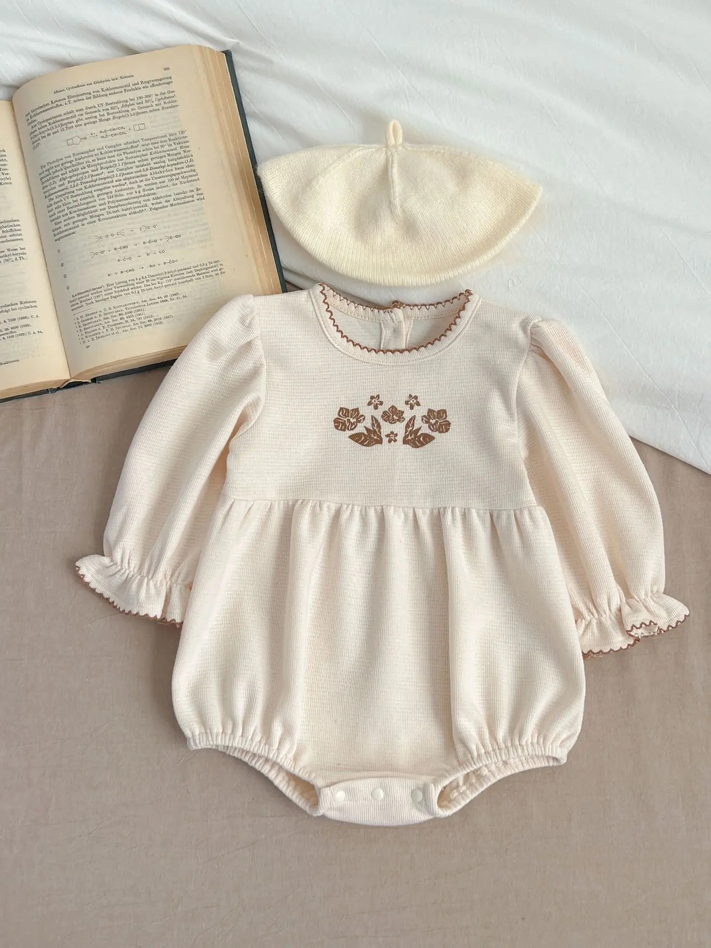 spring  Newborn Infant Baby Girls Romper Muslin  flowers Rompers Kids lace Onepiece  Fashion Baby clothing