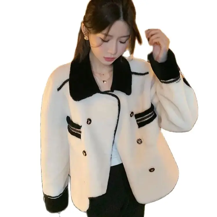 Korea Women Faux Fur Coat Winter Female Fur Integrated Lamb Wool Short Outcoat Loose Fashion Casual Versatile Outerwear