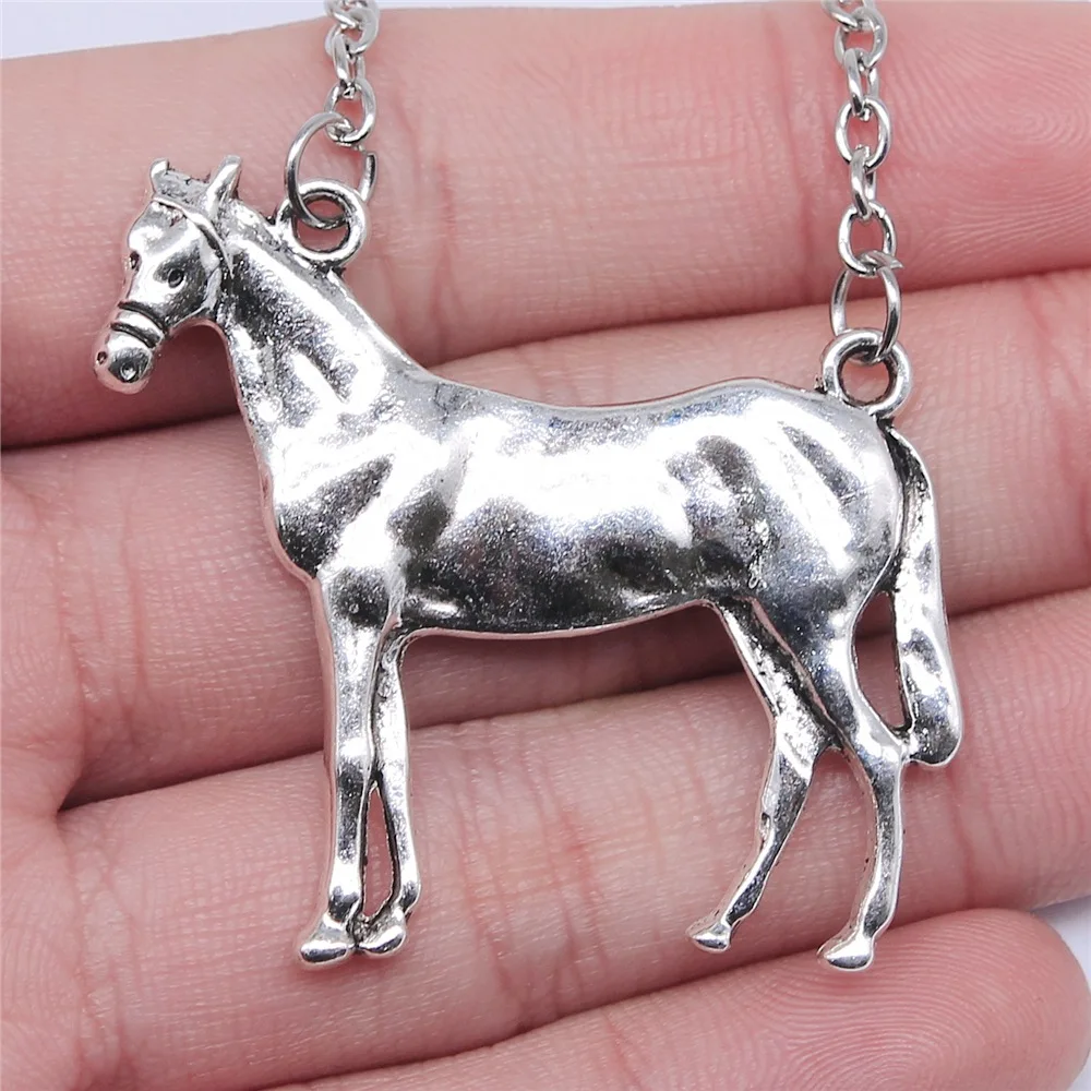 Dropshipping 2 Colors 41x41mm Steed Horse Pendant Necklace For Women Men Long Chain Necklace Jewelry Accessories