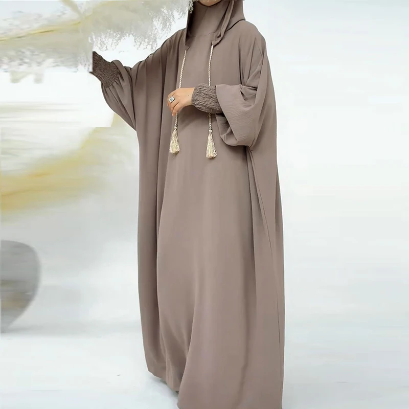 Women Tassel Abayas Muslim Ramadan Prayer Clothing With Hooded Jalaba Solid Casual Batwing Sleeve Arab Oriental Robe Eid Djellab