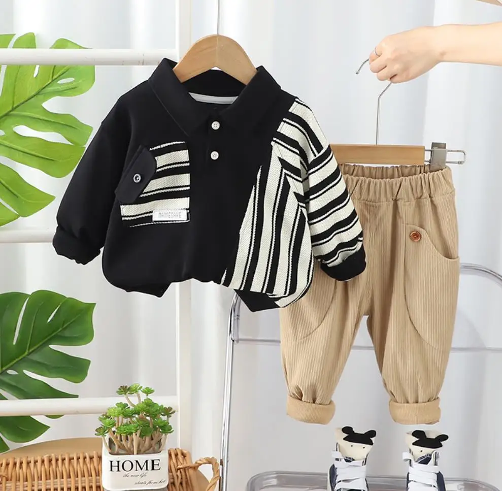 Ropa para niños pequeños, conjuntos para bebés de primavera y otoño, camisetas y pantalones con cuello vuelto y rayas verticales de retales, trajes para niños de 2 uds.