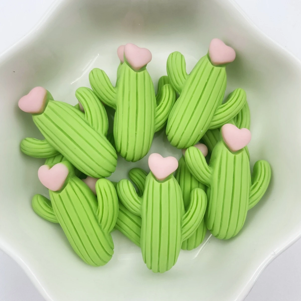 20PCS Mini Cactus Flat Back Resin Figurines DIY Scrapbook Bow Accessories Home Crafts