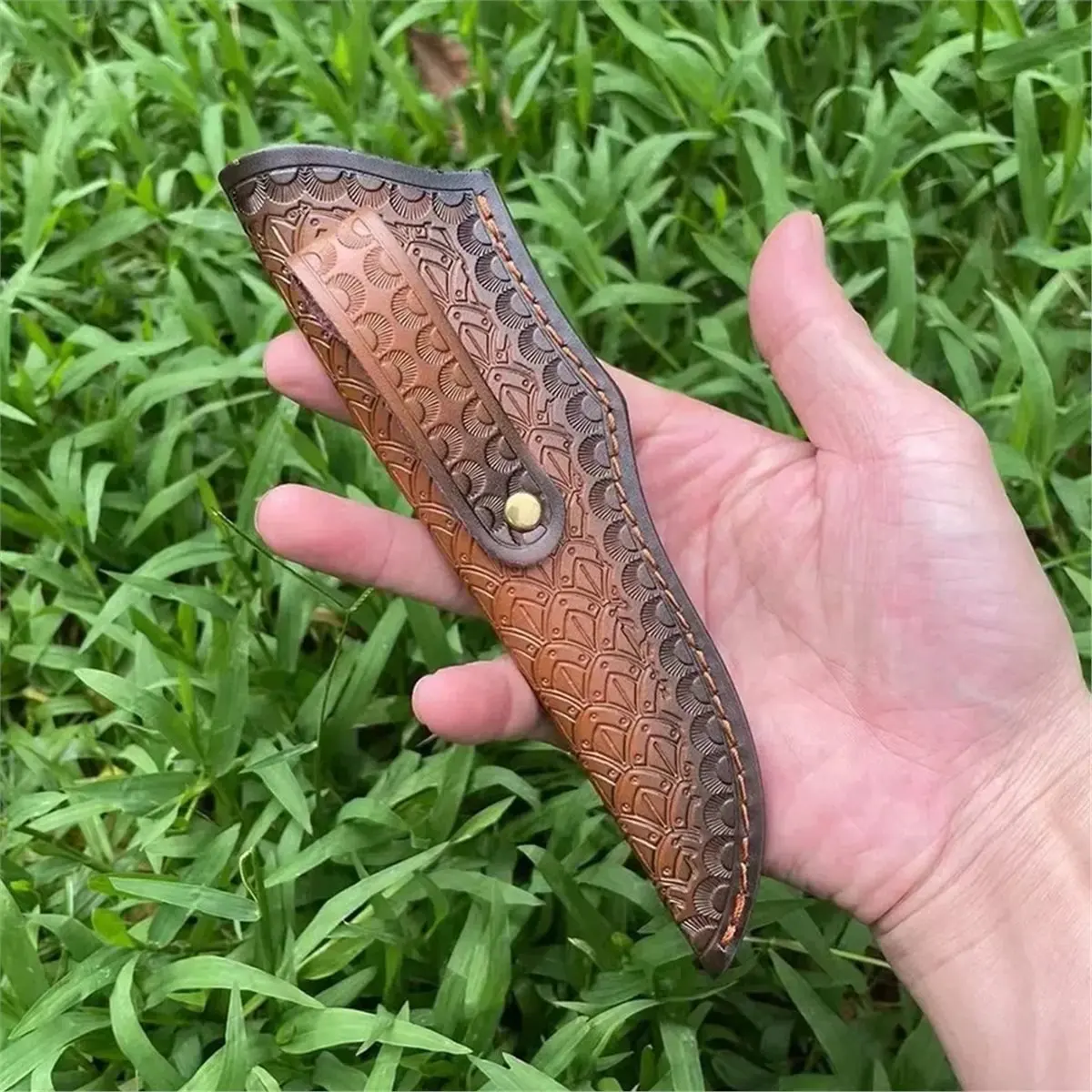 T28C! 19 cm Fixed Blade Knife Scabbard Embossed Cowhide Scabbard Universal Knife Case Leather Sheath for Hunting Knife Holster