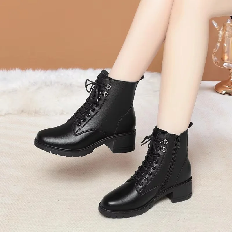 

4.5cm British Style Flat Square Heels Soft Leather Boots Winter Shoes Women 2025 Comfortable Black Warm Short Fur Ankle Boots