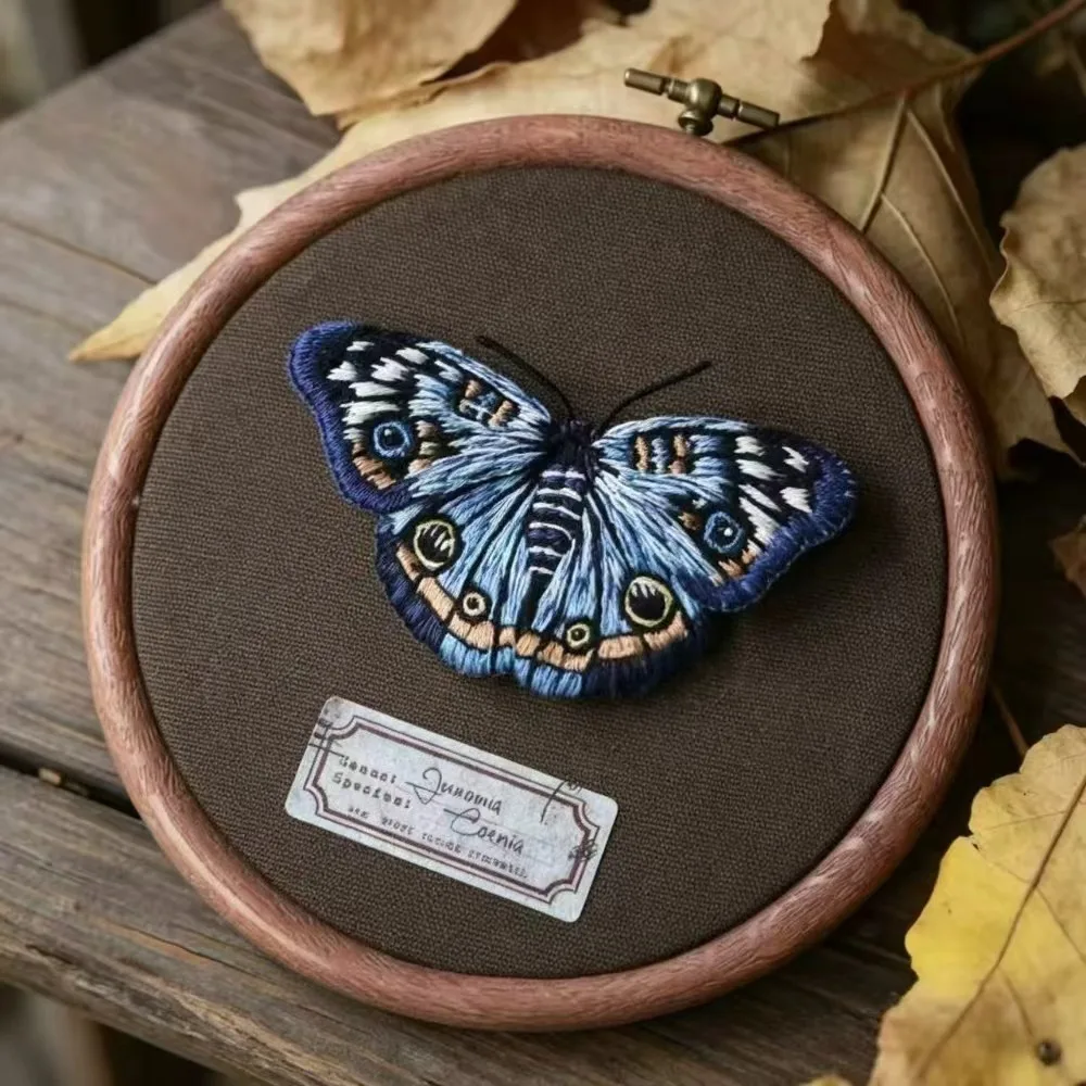 

A delicate and niche deep blue three-dimensional butterfly DIY embroidery kit. The kit comes with a video tutorial and an Englis