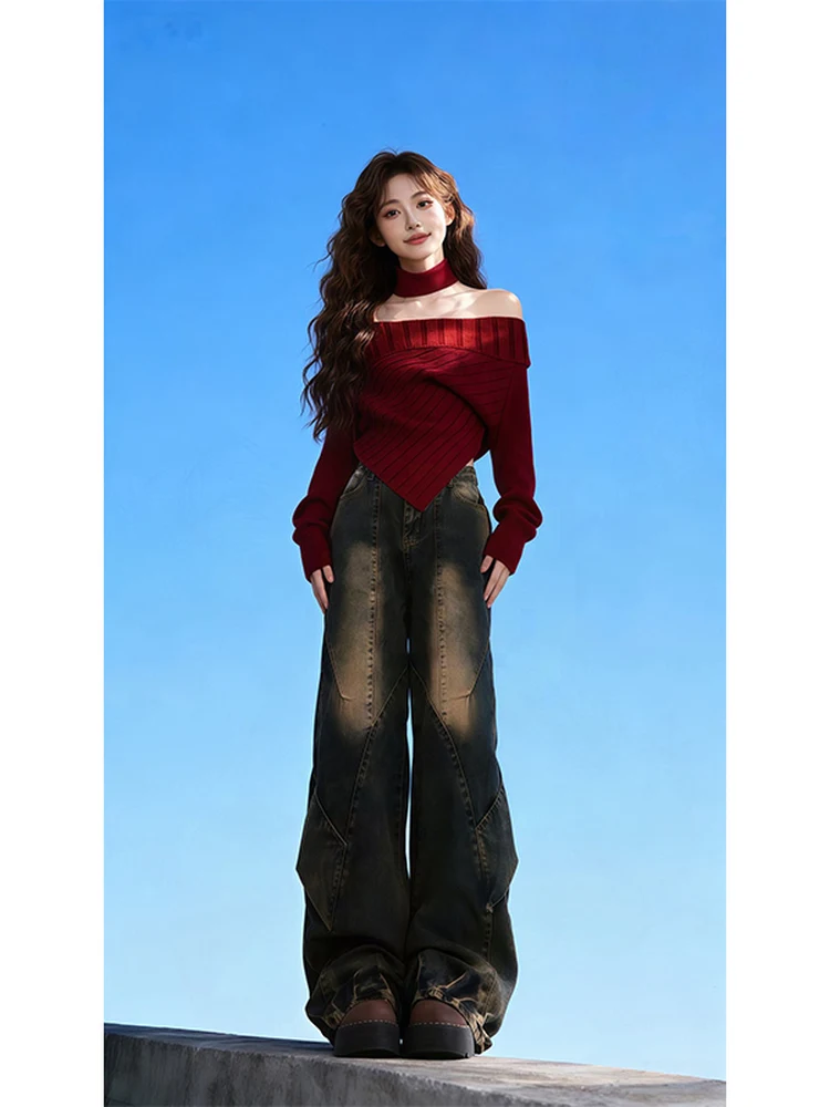 Czerwony sweter z dzianiny z motywem Cisas, wyszczuplający, z paskiem, odkryte ramiona, z szalikiem i długimi spodniami jeansowymi z wysokim stanem, casualowy, zimowy...