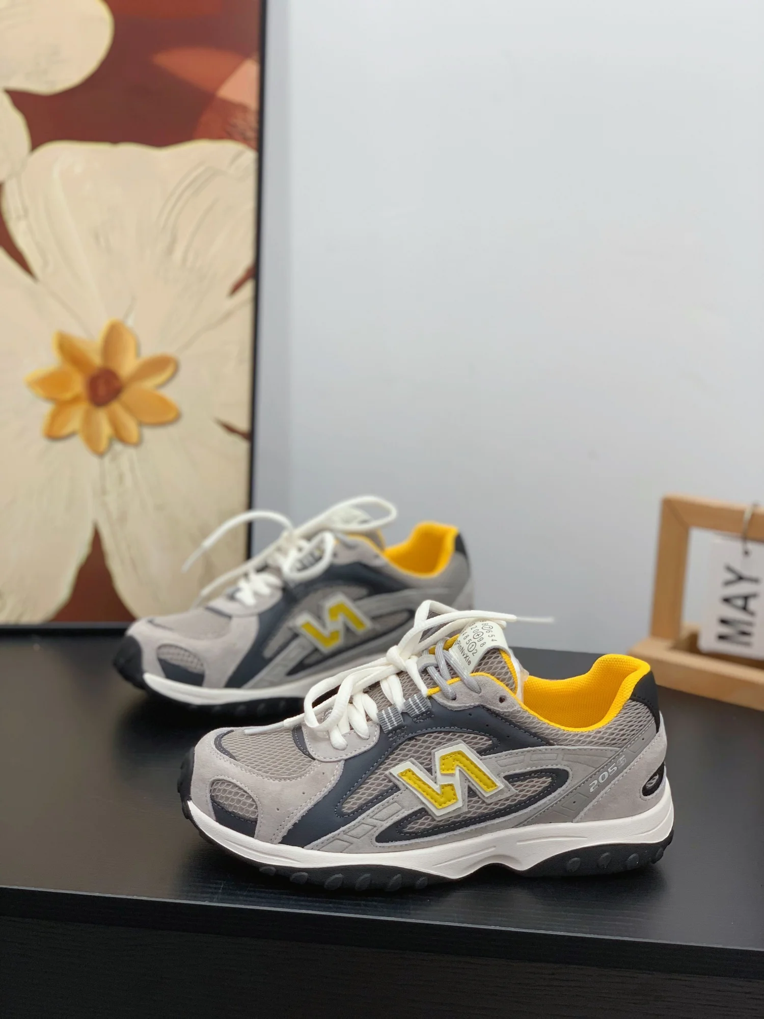 scarpe-sportive-casual-da-donna-in-vera-pelle-stile-americano-retro-color-block-primavera-2026-con-rialzo-interno-effetto-allungamento-del-piede-a-taglio-basso