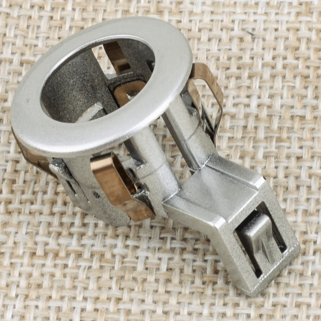 الفضة مواقف السيارات مساعدة عكس المعونة الاستشعار التجنيب قوس حامل صالح لتويوتا سيكويا سيينا لكزس GX460 8934833060 #3