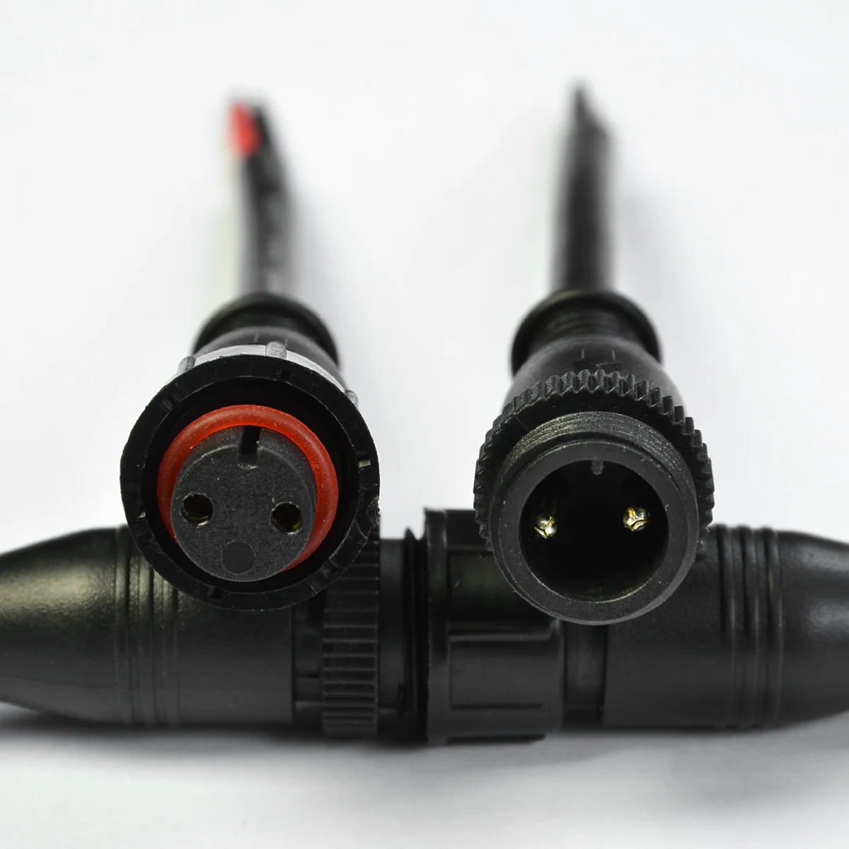 

2Pcs Waterproof Plug Connector Copper PVC Wire Cable Outdoor Garden String Light Cable Solar Panel Connection Heat Resistant