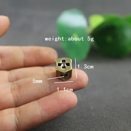 Imagen 2 del producto Cuentas de cuchillo de latón con escudo cruzado EDC, pulseras tejidas de Paracord DIY para exteriores, colgantes de cordón, joyería, accesorios de dijes religiosos