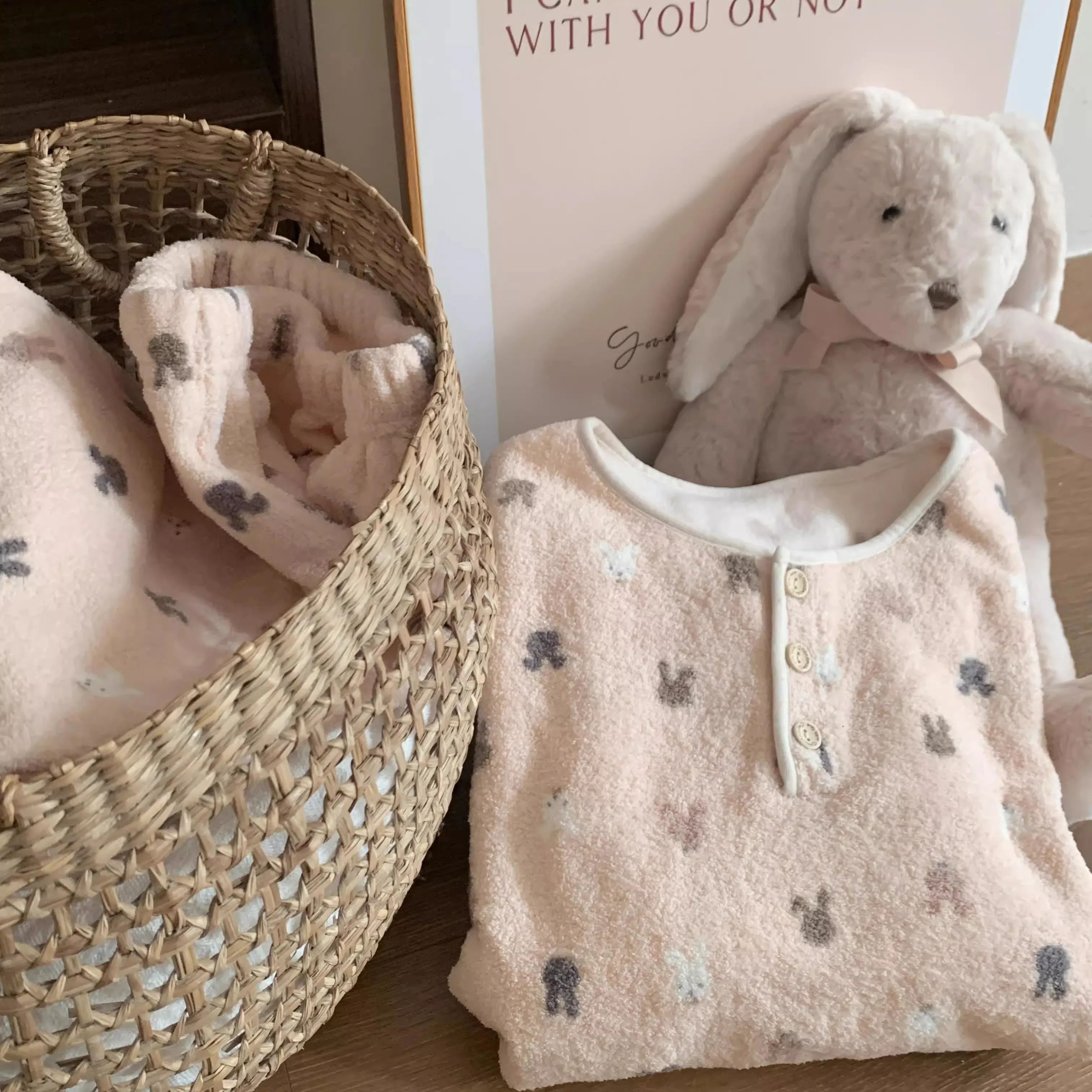 

Pajama Sets Wedding Women Natural Bamboo Fiber Short Sleeve Round Neck Sleepwear Lounge Pants Night Set Homewear Breathable Cool