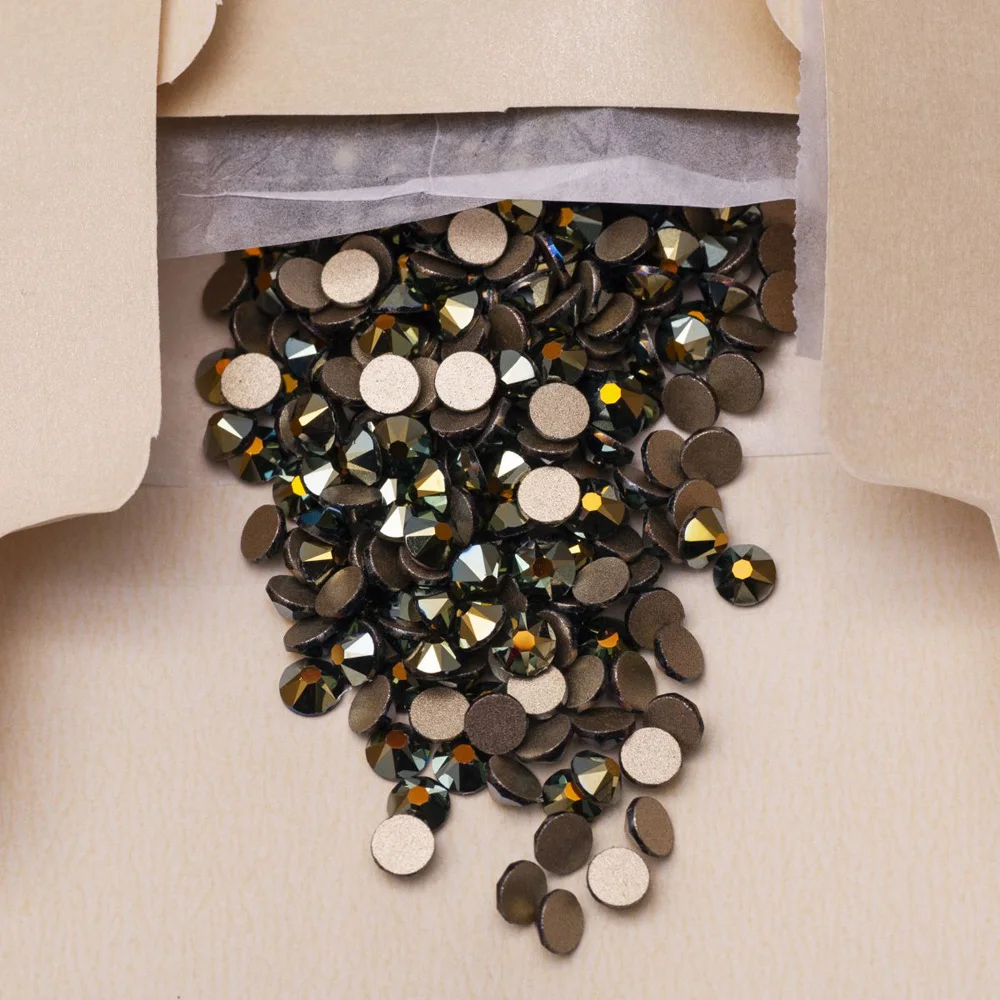 Pubrilex 2088NOHF 8 Große 8 Kleine Effekt AB Farbe Strass Kristallnägel Flache Rückseite Strasssteine für Nagelkunst und Kleidungsdekorationen – Detail 16