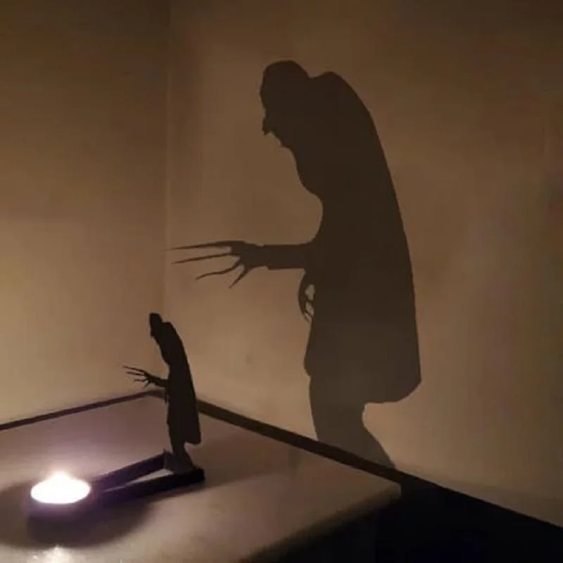 Nosferatu Candle Shadow Metal Halloween Horror Candle Holder Halloween Devil Shadow Candelabra Spooky Halloween Candle Holder