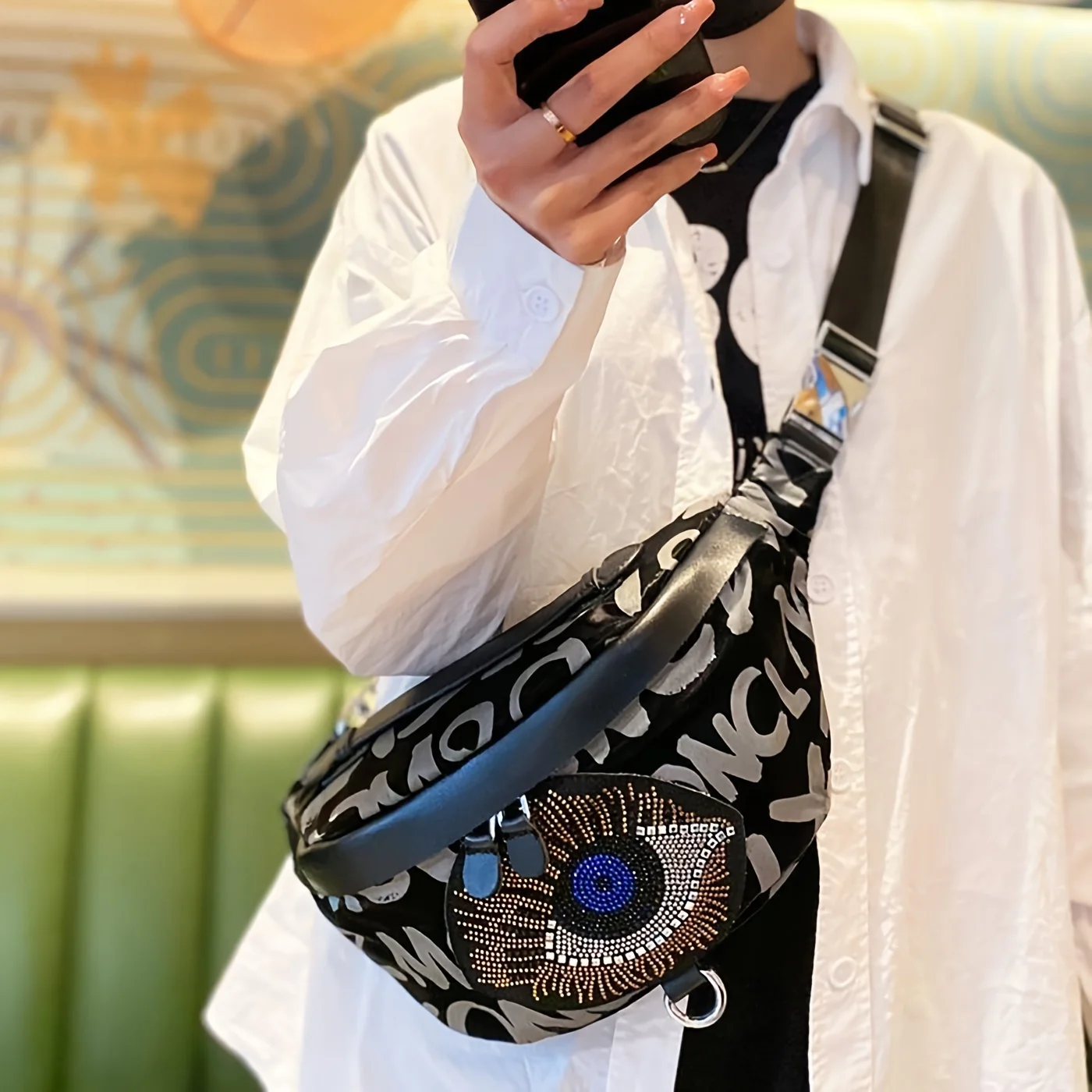 Trendy brand rhinestone chest bag versatile, fashionable and casual, Oxford cloth lightweight crossbody waist bag for women