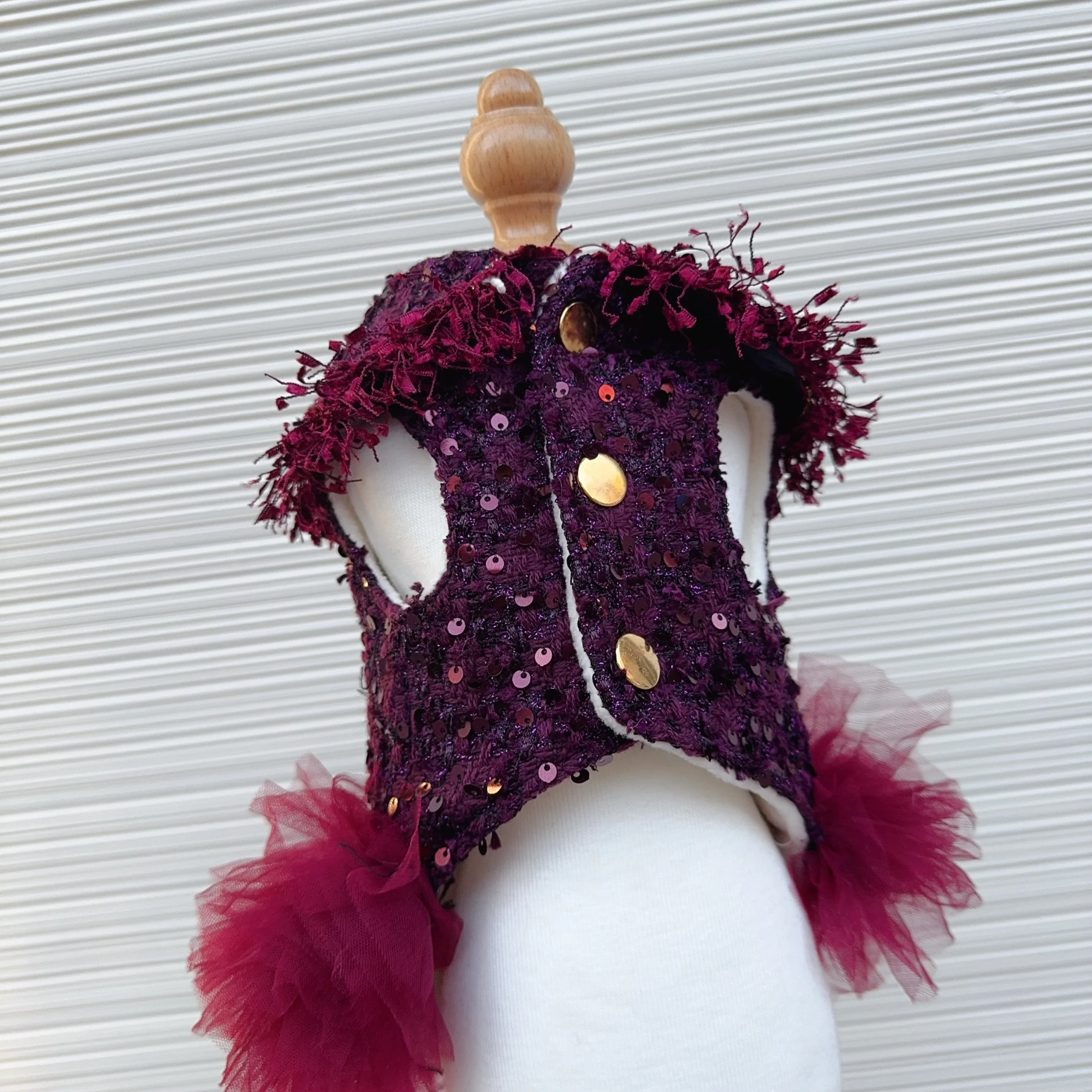 Luxury Wine Red Pet Dog Clothes Autumn Winter new Crystal Bow Lace Tutu Dresses For Small Medium Dog Chihuahua Puppy Overalls